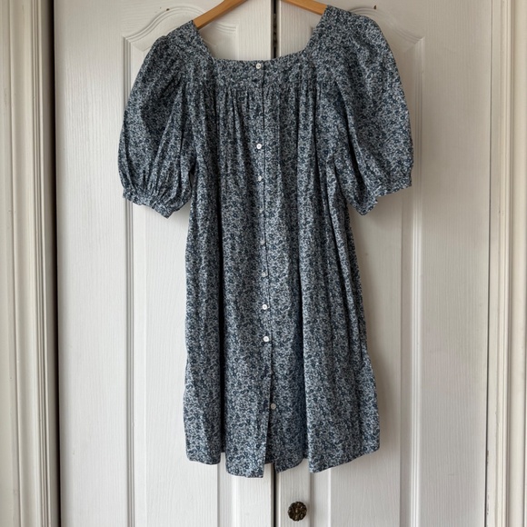 Doen Mica Dress in Delores Ditzy Floral Liberty Fabric - Picture 3 of 5